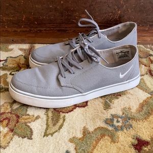 Nike SB canvas sneakers